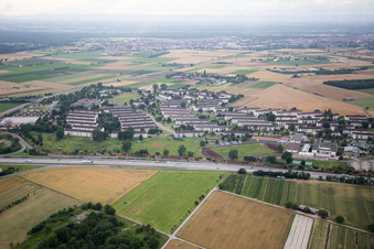 Vue aérienne de BAMF dans le village de Pattrik Henry à le quartier Patrick Henry Village in Heidelberg dans le département Bade-Wurtemberg, Allemagne