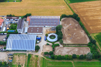 Vue aérienne de Centre équestre du loup à Eppelheim dans le département Bade-Wurtemberg, Allemagne