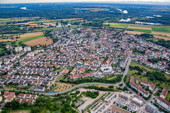 Vue aérienne de Quartier Rohrhof in Brühl dans le département Bade-Wurtemberg, Allemagne