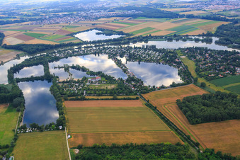 Vue aérienne de Zone de loisirs Blue Adriatic vue de l'est à Altrip dans le département Rhénanie-Palatinat, Allemagne