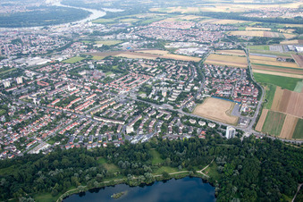 Quartier Gartenstadt in Ludwigshafen am Rhein dans le département Rhénanie-Palatinat, Allemagne d'en haut