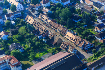 Photographie aérienne de Rue historique à colombages Scheuergasse à Zwingenberg dans le département Hesse, Allemagne