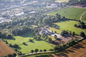 Enregistrement par drone de Quartier Auerbach in Bensheim dans le département Hesse, Allemagne