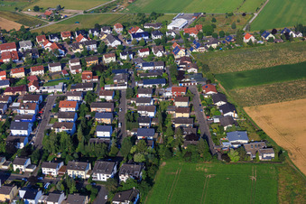 Vue aérienne de Melibokusstr à le quartier Grosshausen in Einhausen dans le département Hesse, Allemagne
