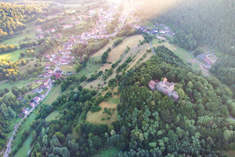 Vue oblique de Erlenbach bei Dahn dans le département Rhénanie-Palatinat, Allemagne