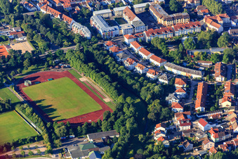 Vue aérienne de Stade Helmut Bantz et Martinskirchweg à Speyer dans le département Rhénanie-Palatinat, Allemagne