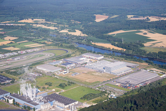 Zone industrielle d'Oberwald à Wörth am Rhein dans le département Rhénanie-Palatinat, Allemagne vue du ciel