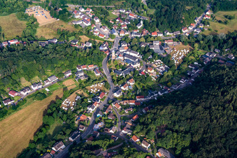 Vue aérienne de Vue sur le village à Nohfelden dans le département Sarre, Allemagne