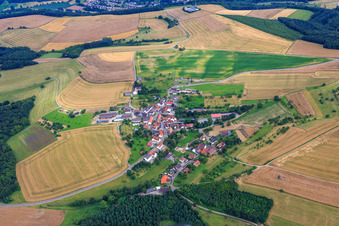Vue aérienne de Buborn dans le département Rhénanie-Palatinat, Allemagne