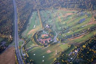 Vue aérienne de Club de golf de Scheibenhardt à le quartier Beiertheim-Bulach in Karlsruhe dans le département Bade-Wurtemberg, Allemagne