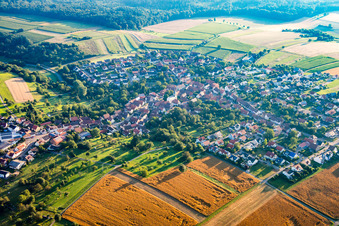 Vue aérienne de Quartier Nußbaum in Neulingen dans le département Bade-Wurtemberg, Allemagne