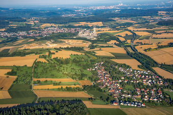Vue aérienne de Devant la carrière de Walzbachtal à le quartier Dürrenbüchig in Bretten dans le département Bade-Wurtemberg, Allemagne