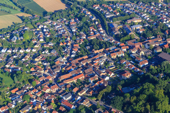 Vue aérienne de Rue Bruchsaler à Gondelsheim dans le département Bade-Wurtemberg, Allemagne
