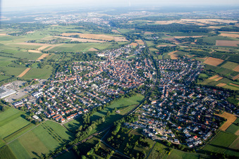 Vue aérienne de Quartier Heidelsheim in Bruchsal dans le département Bade-Wurtemberg, Allemagne
