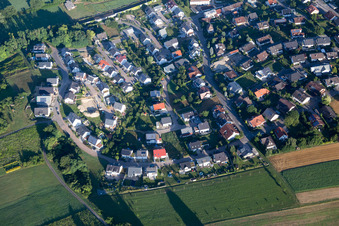 Photographie aérienne de Kraichgaustr à le quartier Heidelsheim in Bruchsal dans le département Bade-Wurtemberg, Allemagne