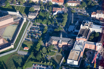Vue aérienne de Clinique Prince Stirum vue de l'est à Bruchsal dans le département Bade-Wurtemberg, Allemagne