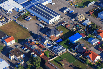 Vue aérienne de Zone industrielle Industriestraße avec Spedition Lauinger et W&T EFRA à Hambrücken dans le département Bade-Wurtemberg, Allemagne