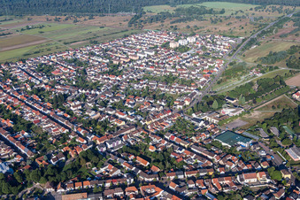 Vue aérienne de Quartier Wiesental in Waghäusel dans le département Bade-Wurtemberg, Allemagne