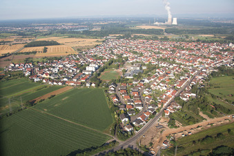 Vue oblique de Quartier Oberhausen in Oberhausen-Rheinhausen dans le département Bade-Wurtemberg, Allemagne