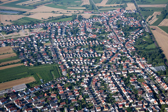 Vue oblique de Quartier Heiligenstein in Römerberg dans le département Rhénanie-Palatinat, Allemagne