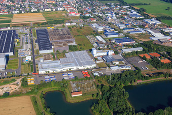 Vue aérienne de K2 Packaging GmbH & Co. KG à Offenbach an der Queich dans le département Rhénanie-Palatinat, Allemagne
