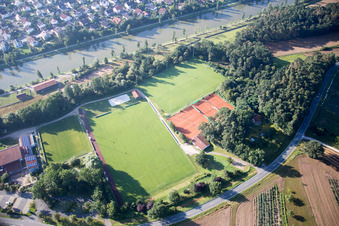 Vue aérienne de ASV à Möhrendorf dans le département Bavière, Allemagne