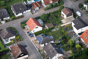 Maxburgstr à le quartier Billigheim in Billigheim-Ingenheim dans le département Rhénanie-Palatinat, Allemagne depuis l'avion