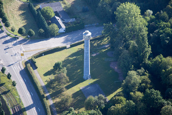 Vue aérienne de Apprêt à le quartier Wolfartsweier in Karlsruhe dans le département Bade-Wurtemberg, Allemagne