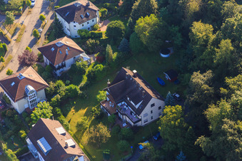 Vue aérienne de Rue Albert Einstein à le quartier Wolfartsweier in Karlsruhe dans le département Bade-Wurtemberg, Allemagne