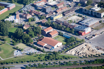 Vue aérienne de Ancien abattoir à le quartier Oststadt in Karlsruhe dans le département Bade-Wurtemberg, Allemagne