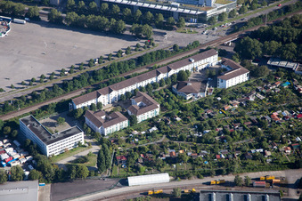 Vue aérienne de Succursale BAMF MA 1 - Karlsruhe à le quartier Oststadt in Karlsruhe dans le département Bade-Wurtemberg, Allemagne