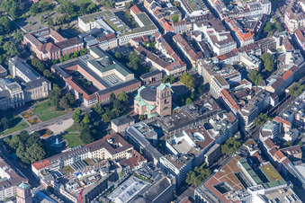 Vue aérienne de Église Saint-Étienne, Friedrichsplatz à le quartier Innenstadt-West in Karlsruhe dans le département Bade-Wurtemberg, Allemagne