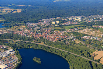 Vue aérienne de Alt-Wörth sur le Vieux Rhin depuis le nord-est à Wörth am Rhein dans le département Rhénanie-Palatinat, Allemagne