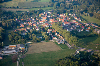 Vue aérienne de Fort-Louis dans le département Bas Rhin, France