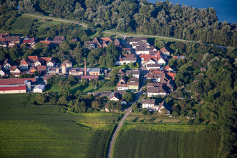Vue aérienne de Rue Fischer à le quartier Helmlingen in Rheinau dans le département Bade-Wurtemberg, Allemagne