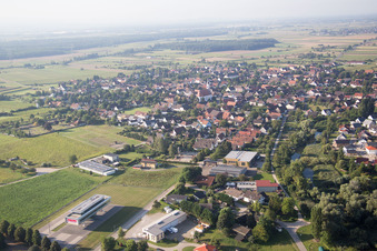 Vue aérienne de Meißenheim dans le département Bade-Wurtemberg, Allemagne