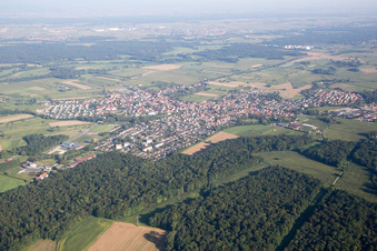 Vue aérienne de Nonnenweier à Schwanau dans le département Bade-Wurtemberg, Allemagne