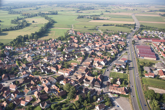 Vue aérienne de Kogenheim dans le département Bas Rhin, France