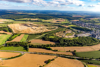 Vue aérienne de Carrière Walzbachtal à le quartier Wössingen in Walzbachtal dans le département Bade-Wurtemberg, Allemagne