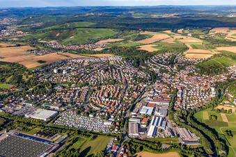 Vue aérienne de Place de parking pour caravanes chez PREMIO Caravan and Car Repair Steinheim à Steinheim an der Murr dans le département Bade-Wurtemberg, Allemagne