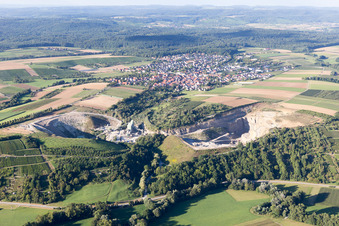 Vue aérienne de Rielingshausen à Kirchberg an der Murr dans le département Bade-Wurtemberg, Allemagne