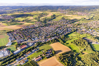 Vue aérienne de Quartier Unterweissach in Weissach im Tal dans le département Bade-Wurtemberg, Allemagne