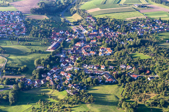 Vue aérienne de Quartier Heutensbach in Allmersbach im Tal dans le département Bade-Wurtemberg, Allemagne