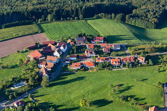 Vue aérienne de Centre de loisirs - Parc d'attractions Emplacement : Centre de vacances familial Haus Lutzenberg eV à le quartier Lutzenberg in Althütte dans le département Bade-Wurtemberg, Allemagne