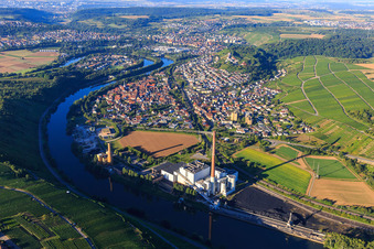 Vue aérienne de Centrale électrique Walheim (EnBW) sur les rives du Neckar à Walheim dans le département Bade-Wurtemberg, Allemagne