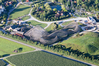 Parc d'aventure Tripsdrill à le quartier Treffentrill in Cleebronn dans le département Bade-Wurtemberg, Allemagne d'en haut