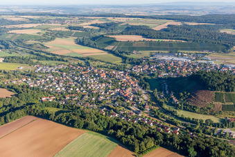 Vue aérienne de Champs agricoles et terres agricoles à Zaberfeld dans le département Bade-Wurtemberg, Allemagne