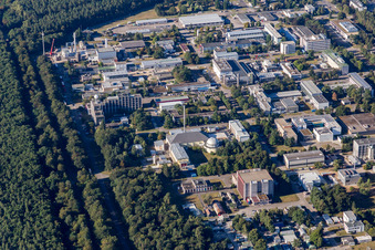 KIT Nord à le quartier Leopoldshafen in Eggenstein-Leopoldshafen dans le département Bade-Wurtemberg, Allemagne depuis l'avion