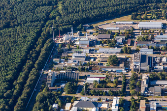 Quartier Leopoldshafen in Eggenstein-Leopoldshafen dans le département Bade-Wurtemberg, Allemagne depuis l'avion