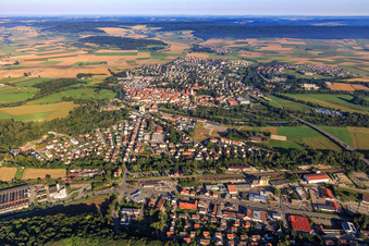 Vue aérienne de Vieille ville de l'autre côté du Danube, vue de l'ouest à Riedlingen dans le département Bade-Wurtemberg, Allemagne